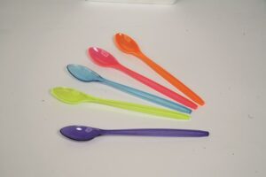 Cuchara plástico colores 190 mm pack 246 uds